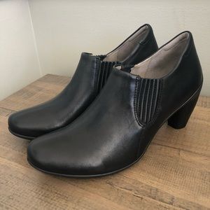 ECCO leather slip-on heels, sz 40
